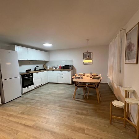 Lady Di Apartment Makarska Exterior foto