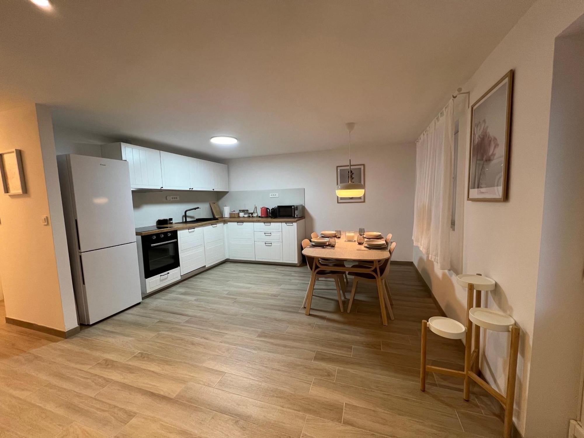 Lady Di Apartment Makarska Exterior foto