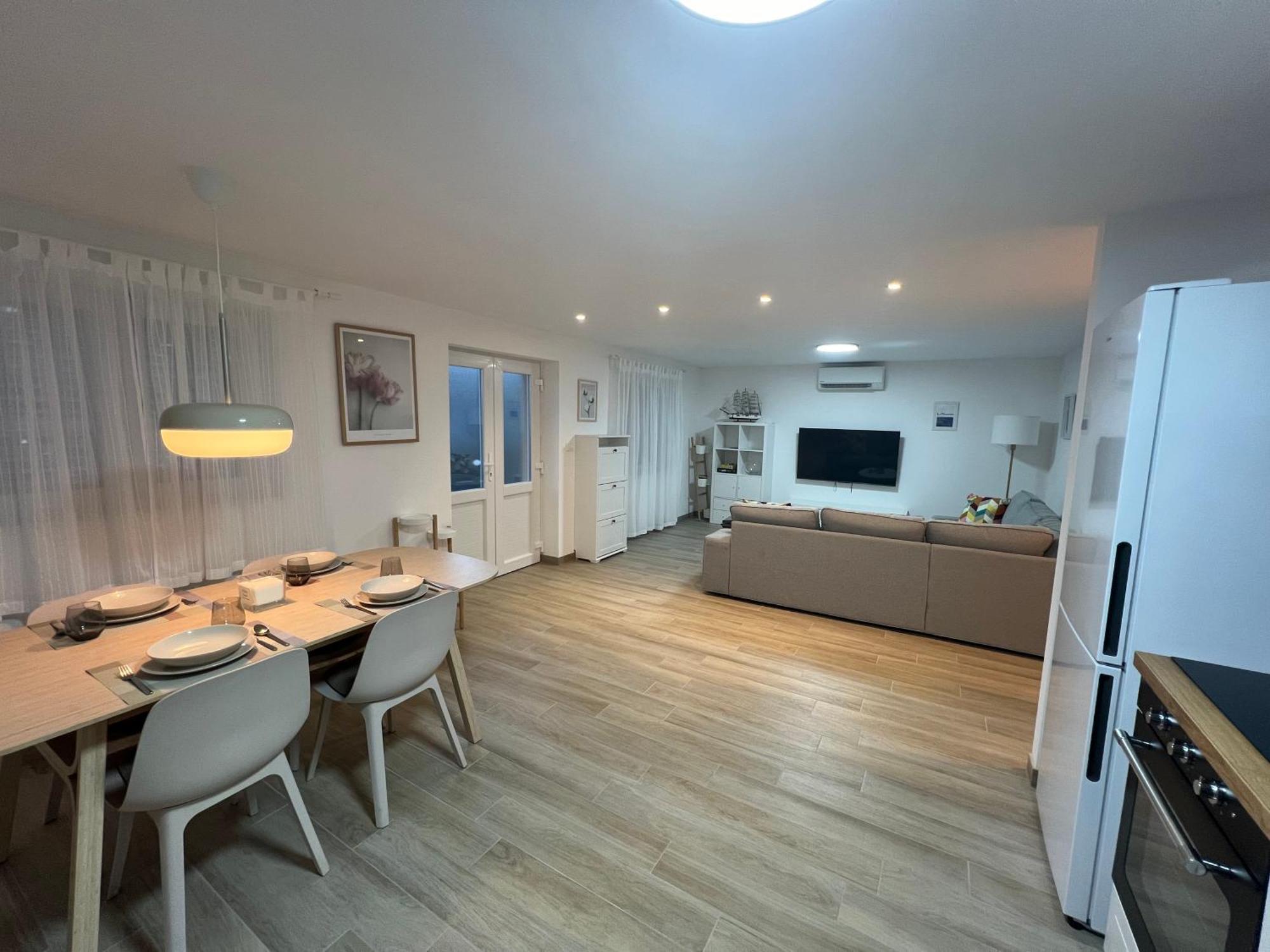 Lady Di Apartment Makarska Exterior foto