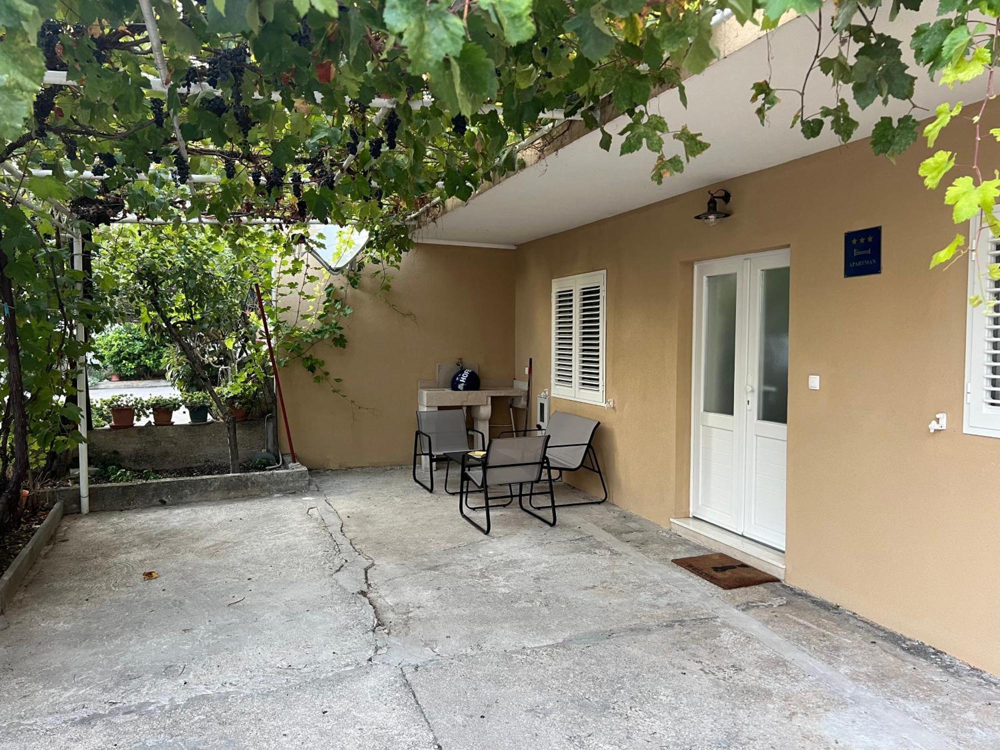 Lady Di Apartment Makarska Exterior foto